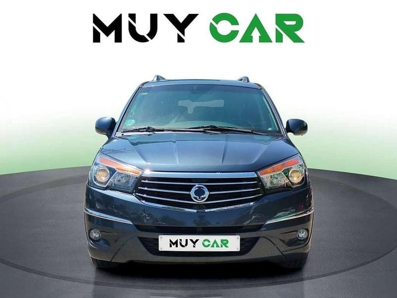 Usado Ssangyong (KGM) Rodius 178 CV (130 kW) 2017 Gris Monovolumen