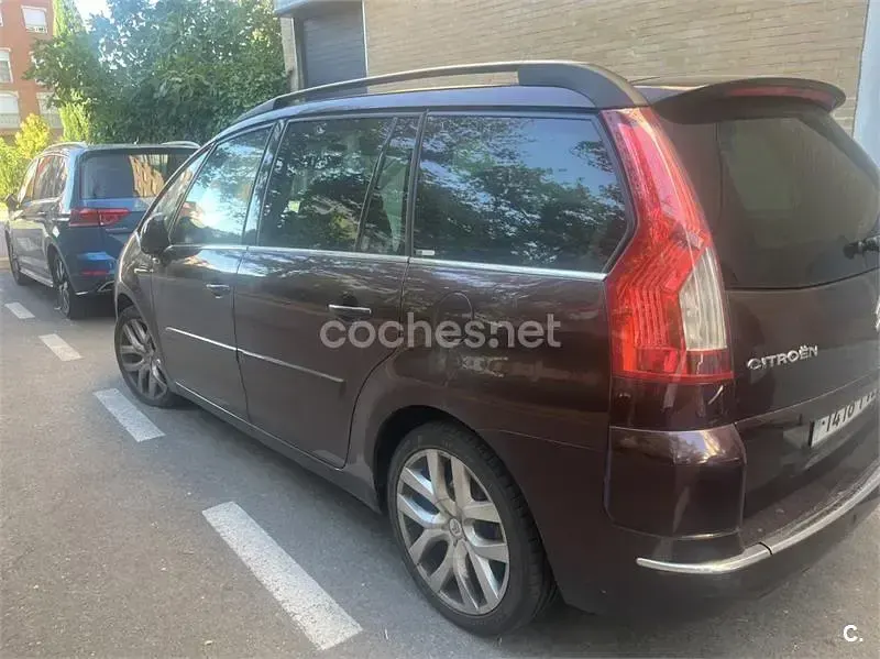 Usado Citroën C4 Picasso Exclusive 138 CV (101 kW) 2007 Granate Monovolumen