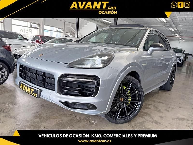 Usado Porsche Cayenne 462 CV (339 kW) 2019 Gris / plata SUV