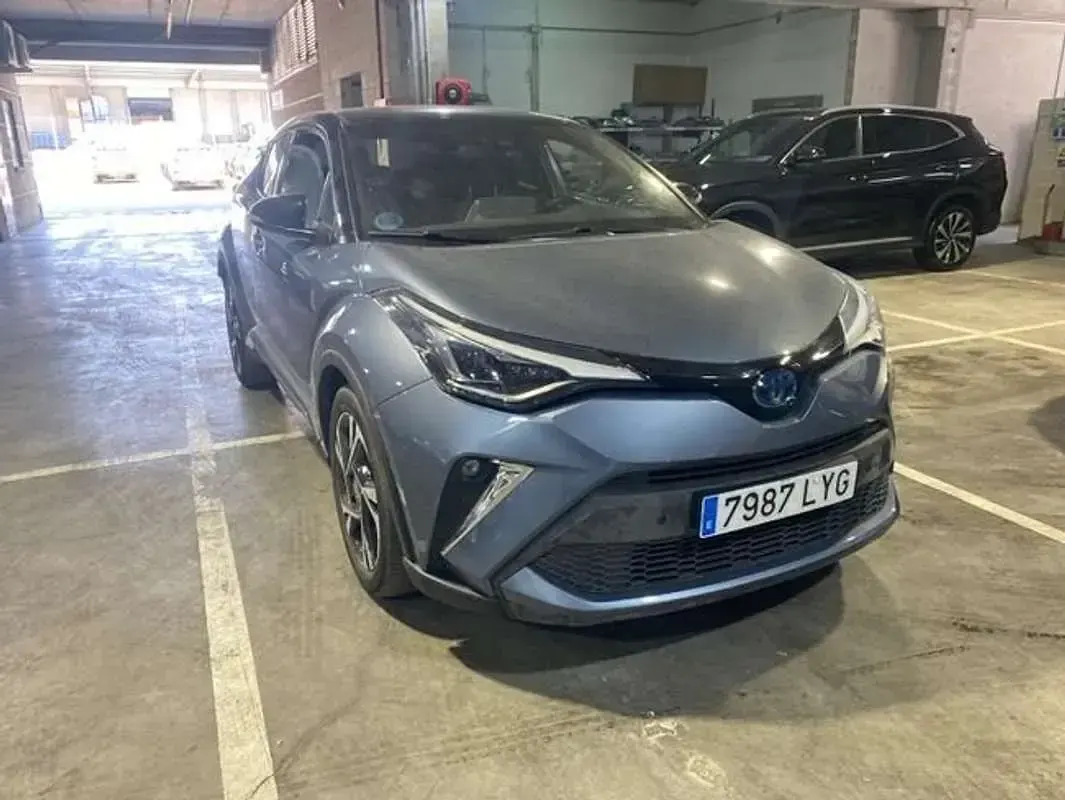 Usado Toyota C-HR Advance 184 CV (135 kW) 2022 Gris SUV