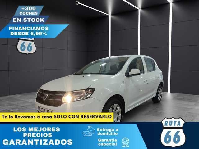 Blanco Usado 2015 Dacia Sandero Lauréate Utilitario | 8590 € (Precio justo) - Imagen 1/4