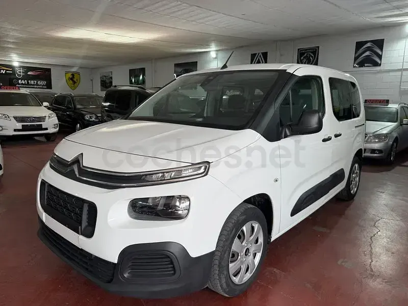 Usado Citroën Berlingo Shine 102 CV (75 kW) 2019 Blanco Monovolumen