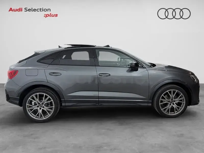 Usado Audi Q3 Sportback Ambiente 150 CV (110 kW) 2020 Gris / plata SUV