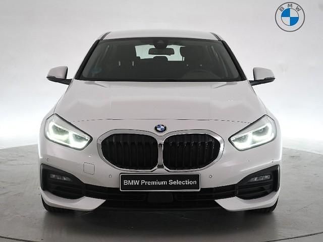 Usado BMW 116 Comfort Edition 116 CV (85 kW) 2023 Blanco Utilitario