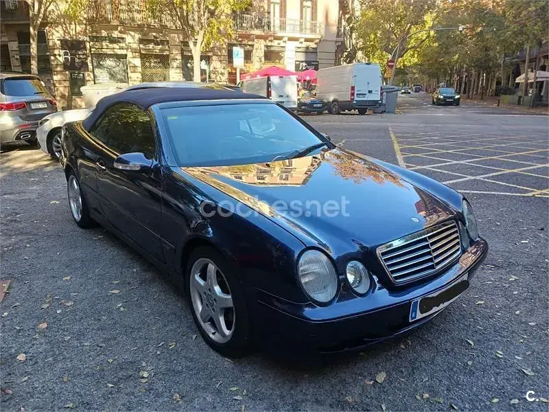 Usado Mercedes CLK200 Elegance 136 CV (100 kW) 1999 Azul Descapotable