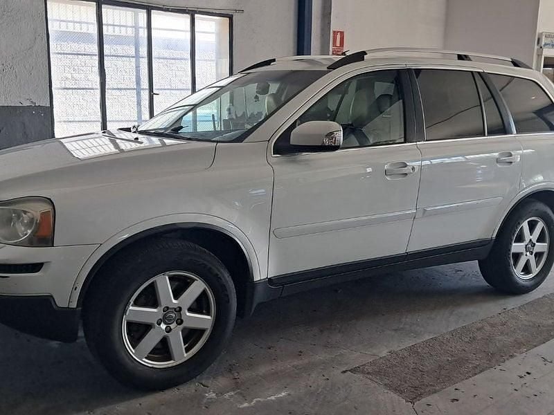 Usado Volvo XC90 Momentum 200 CV (147 kW) 2011 Blanco SUV