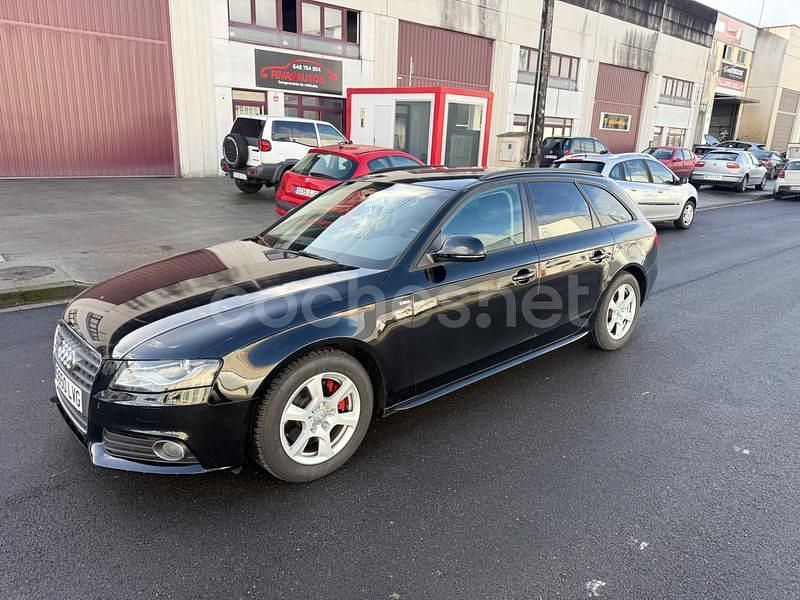 Usado Audi A4 170 CV (125 kW) 2009 Negro Familiar