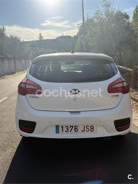 Usado Kia Ceed GT 136 CV (100 kW) 2016 Blanco Berlina