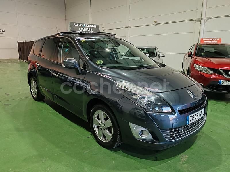 Gris / plata Usado 2010 Renault Grand Scénic III Monovolumen | 5500 € (Precio justo) - Imagen 1/4