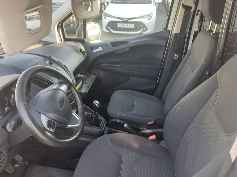 Usado Ford Transit Trend 75 CV (55 kW) 2019 Blanco Van