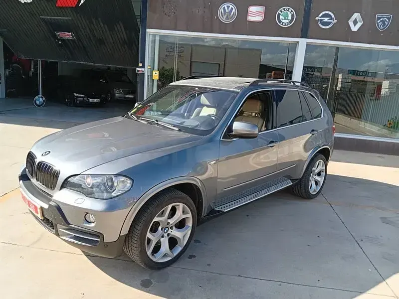 Usado BMW X5 235 CV (172 kW) 2008 Gris / plata SUV