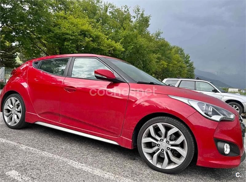 Granate Usado 2013 Hyundai Veloster Sport Utilitario | 12.500 € - Imagen 1/4