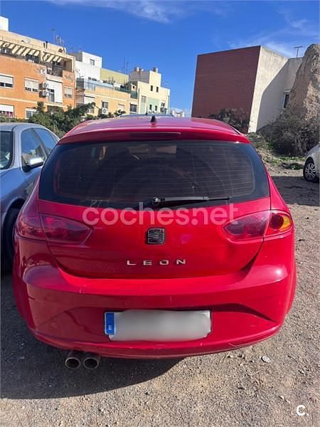 Rojo Usado 2011 Seat Leon Copa Berlina | 4000 € (Buen precio) - Imagen 1/2