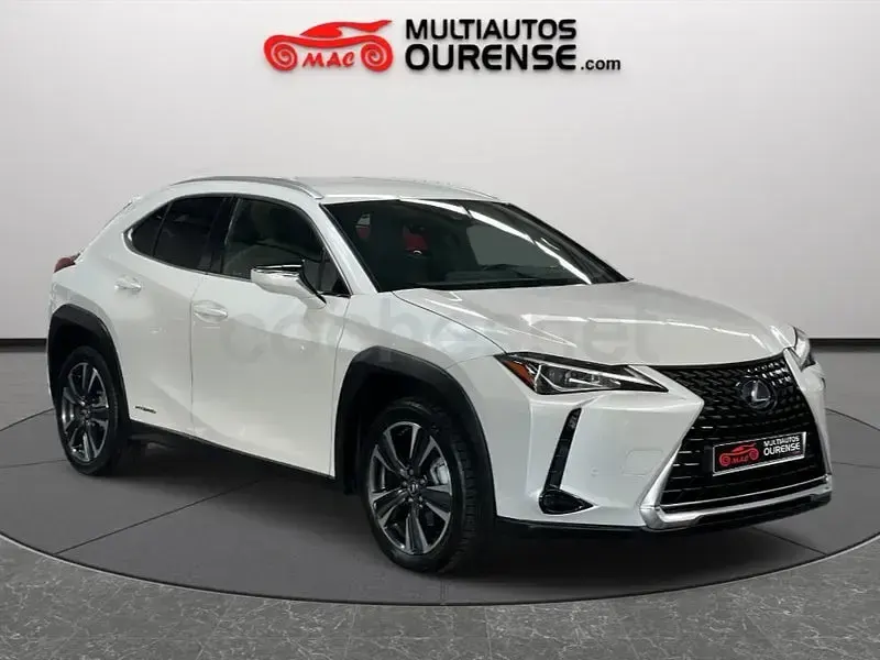 Usado Lexus UX Sport Line 184 CV (135 kW) 2022 Blanco SUV