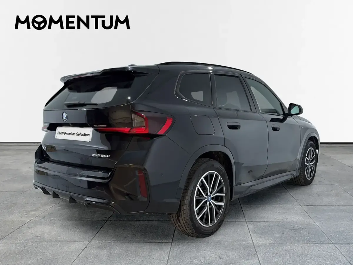 Usado BMW X1 Comfort Edition 245 CV (180 kW) 2025 Negro SUV