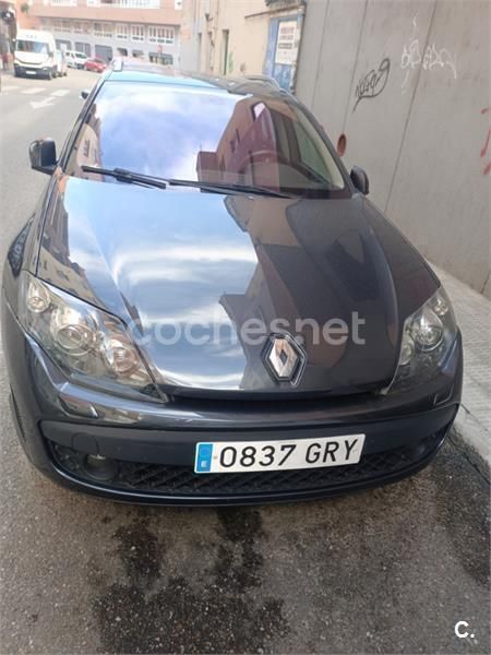 Negro Usado 2009 Renault Laguna III GT Familiar | 3900 € (Precio justo) - Imagen 1/4