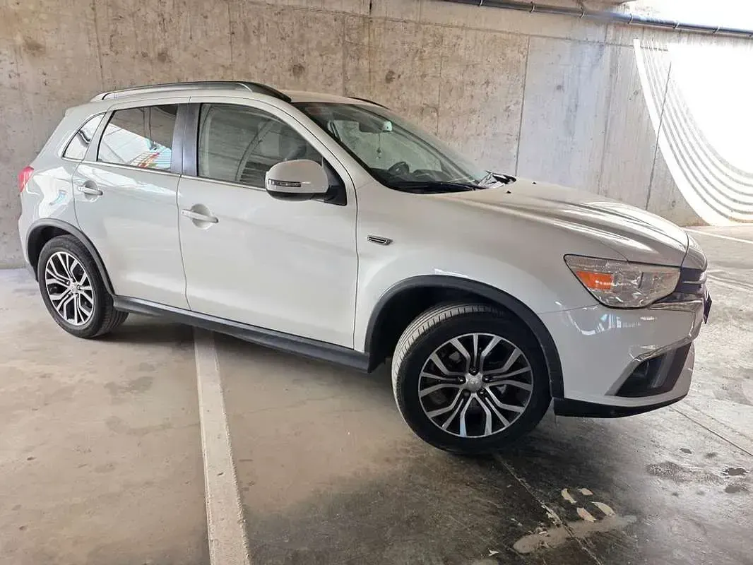 Usado Mitsubishi ASX Motion 117 CV (86 kW) 2019 Blanco SUV