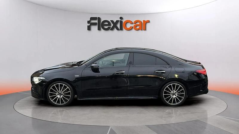 Usado Mercedes CLA200 163 CV (119 kW) 2020 Negro Berlina