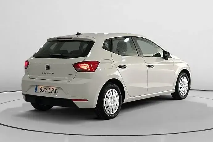 Usado Seat Ibiza Reference 90 CV (66 kW) 2021 Utilitario