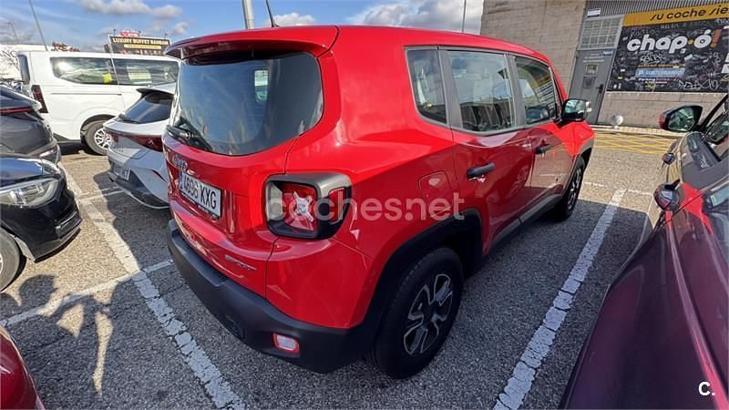 Usado Jeep Renegade Sport 120 CV (88 kW) 2019 Rojo SUV