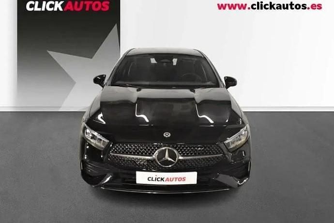 Usado Mercedes 200 AMG line 150 CV (110 kW) 2024