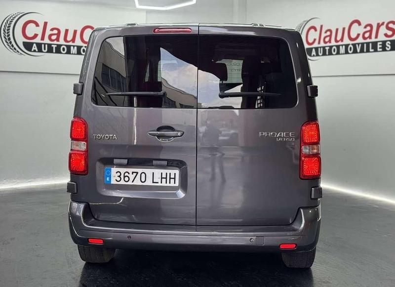Usado Toyota Proace 120 CV (88 kW) 2020 Gris Monovolumen