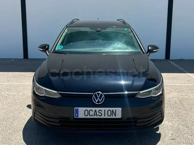 Usado VW Golf VIII 115 CV (84 kW) 2022 Negro Familiar