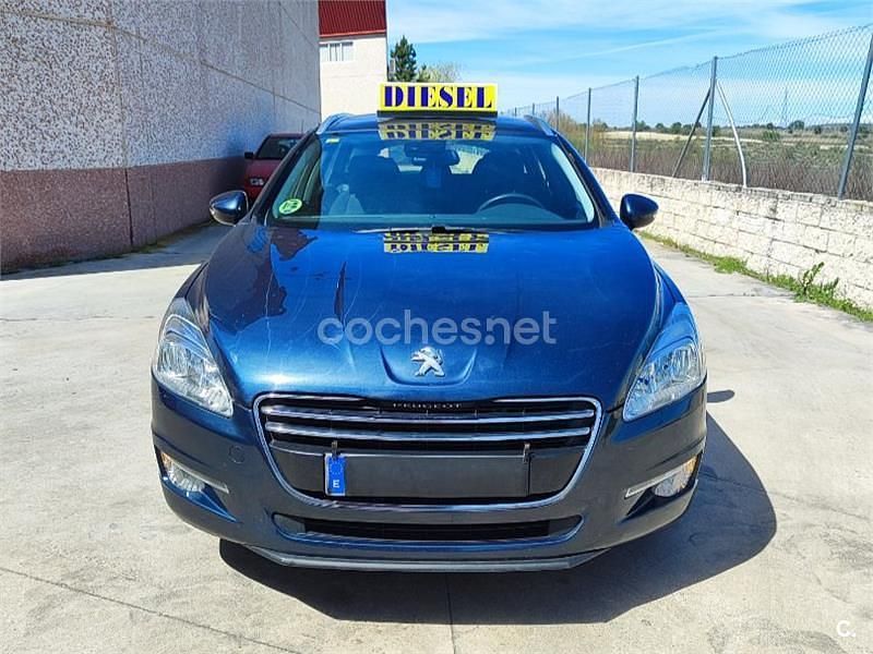 Usado Peugeot 508 SW Active 140 CV (102 kW) 2012 Azul Familiar
