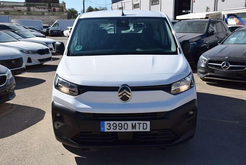 Usado Citroën Berlingo 102 CV (75 kW) 2024 Blanco Monovolumen