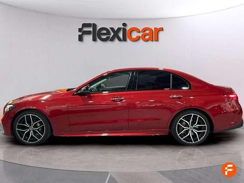 Używany Mercedes C200 204 KM (150 kW) 2022 Czerwony Sedan/Limuzyna