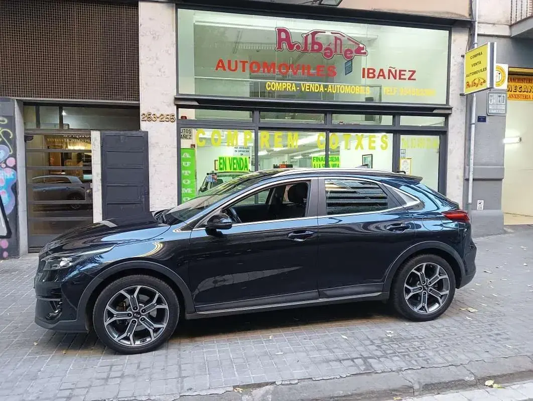 Usado Kia XCeed 120 CV (88 kW) 2019 Negro SUV