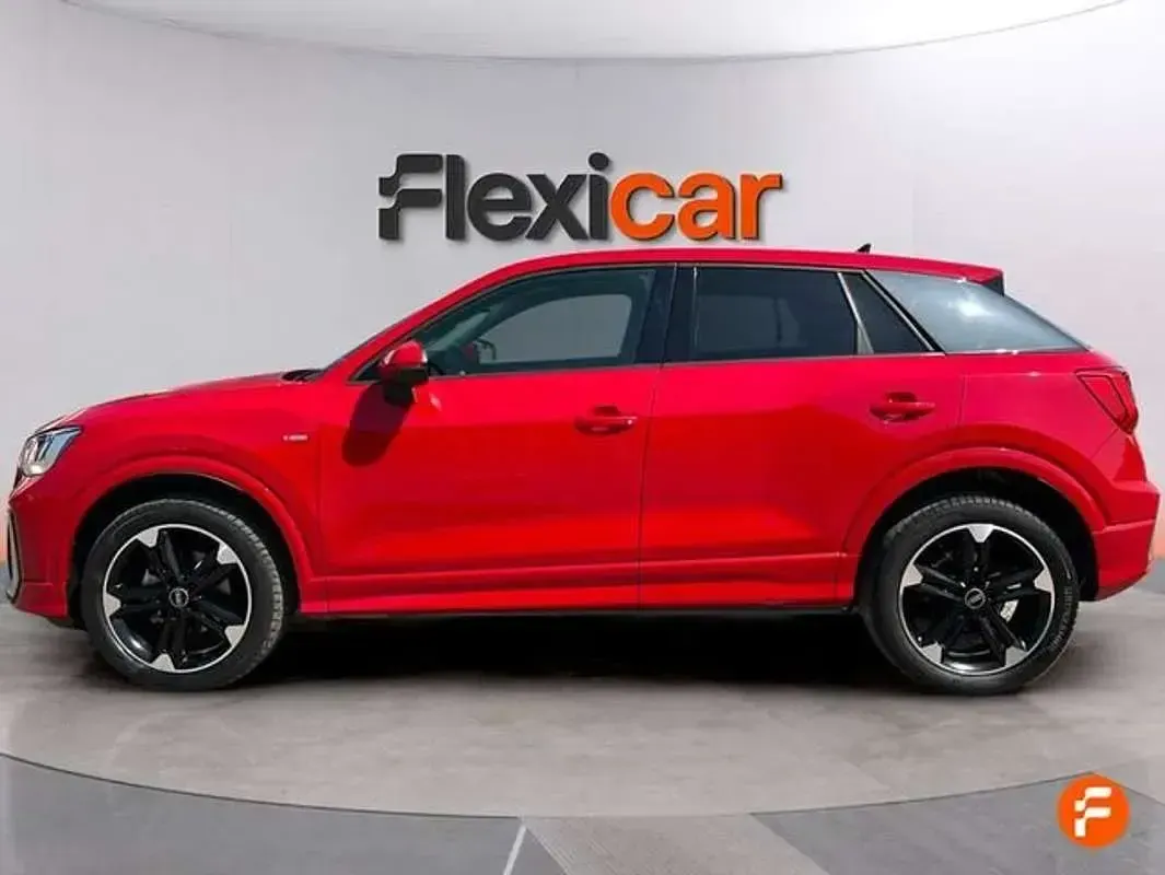 Usado Audi Q2 S-Line 150 CV (110 kW) 2021 Rojo SUV