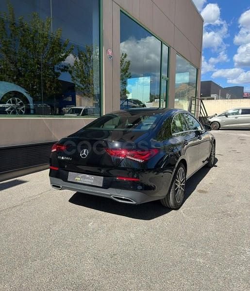 Usado Mercedes CLA200 150 CV (110 kW) 2021 Negro Berlina