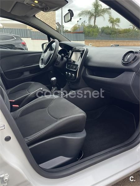 Usado Renault Clio IV LIMITED 75 CV (55 kW) 2018 Blanco Berlina