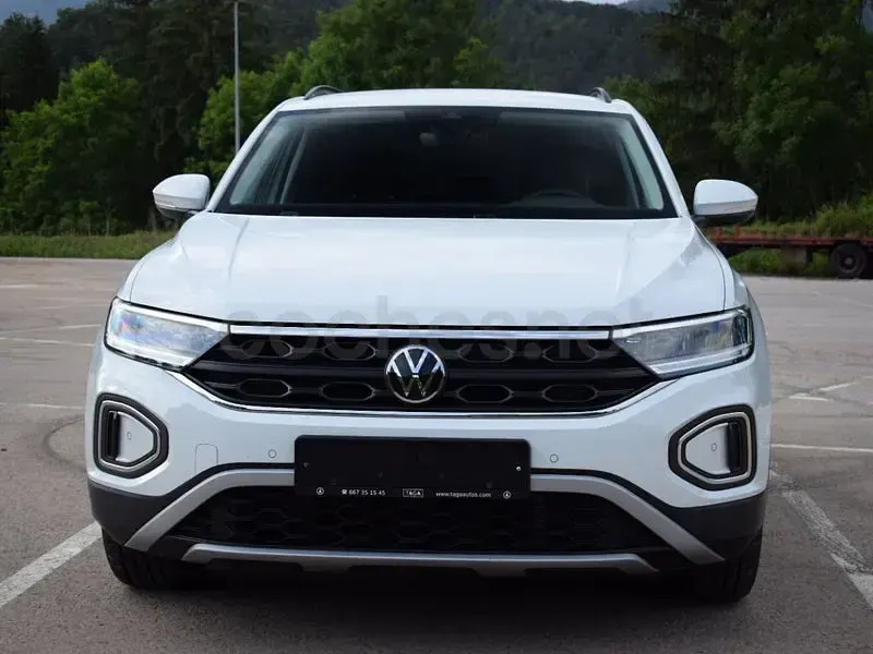 Usado VW T-Roc Life 110 CV (80 kW) 2022 Blanco SUV