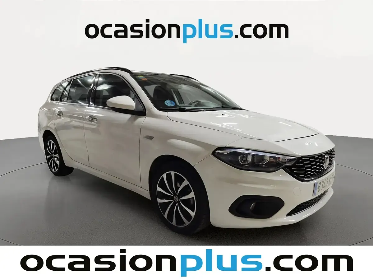 Usado Fiat Tipo Lounge 120 CV (88 kW) 2017 Blanco Familiar
