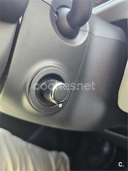 Usado Land Rover Range Rover R-Dynamic 240 CV (176 kW) 2018 Negro SUV