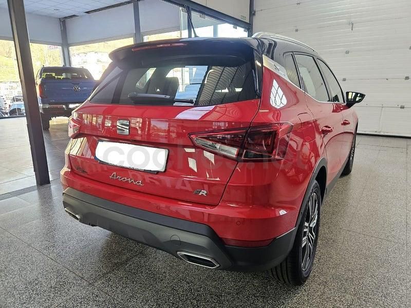 Usado Seat Arona FR 115 CV (84 kW) 2024 Rojo SUV