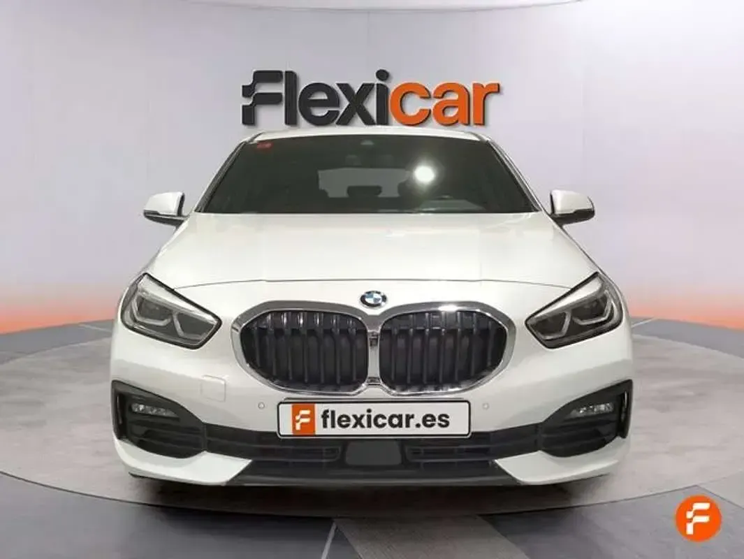 Usado BMW 116 116 CV (85 kW) 2021 Blanco Utilitario