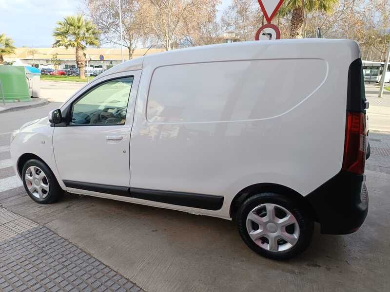 Blanco Usado 2020 Dacia Dokker Essentiel Van | 8500 € - Imagen 1/4
