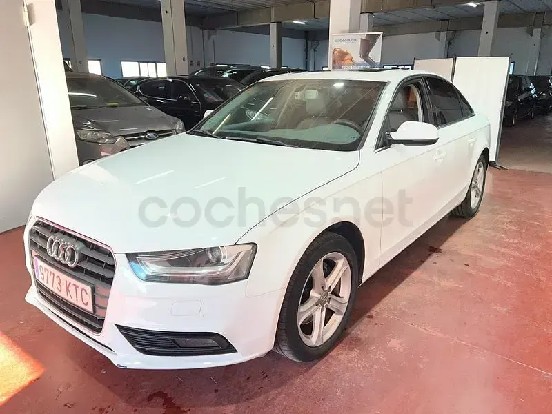 Usado Audi A4 Advanced 177 CV (130 kW) 2013 Blanco Berlina