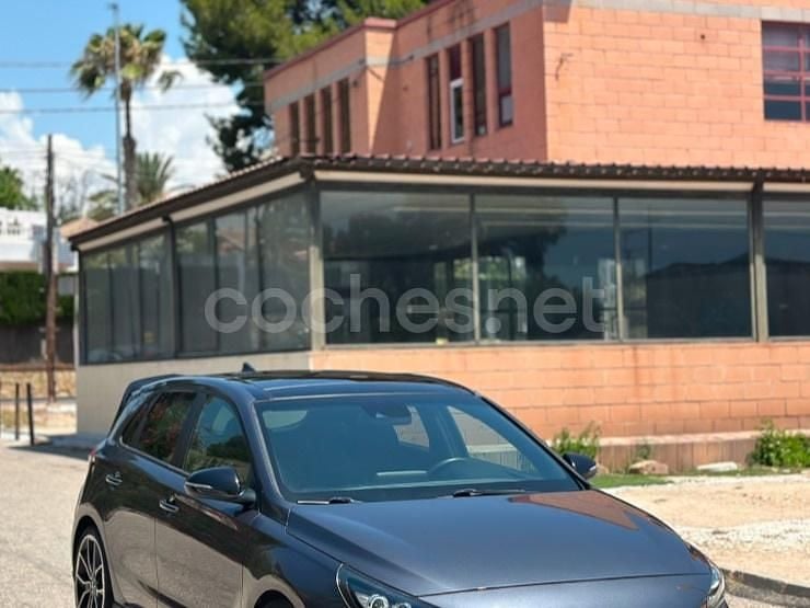 Gris / plata Usado 2018 Hyundai i30 N Performance Berlina | 24.000 € (Buen precio) - Imagen 1/4