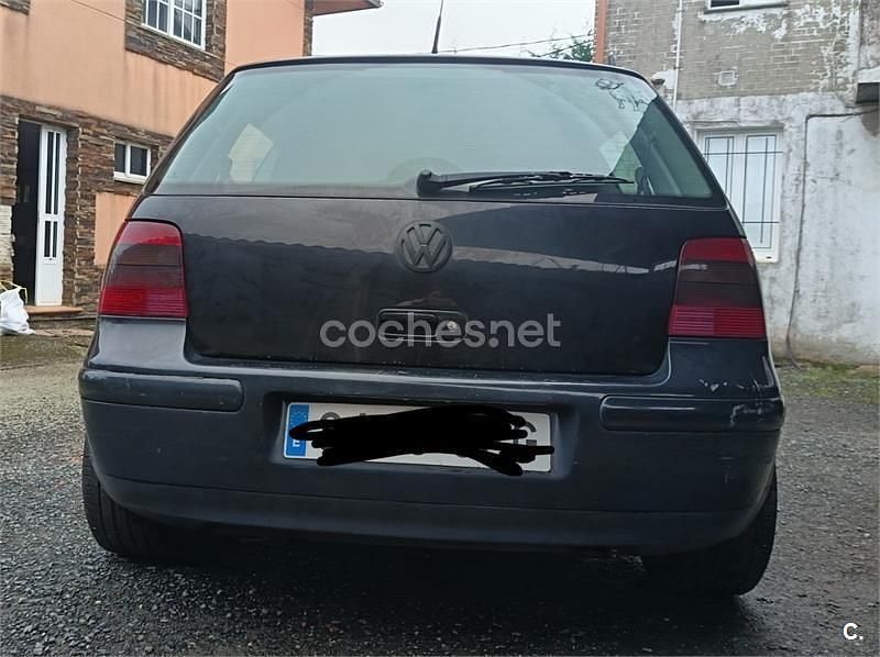 Usado VW Golf IV Advance 100 CV (73 kW) 2003 Negro Berlina