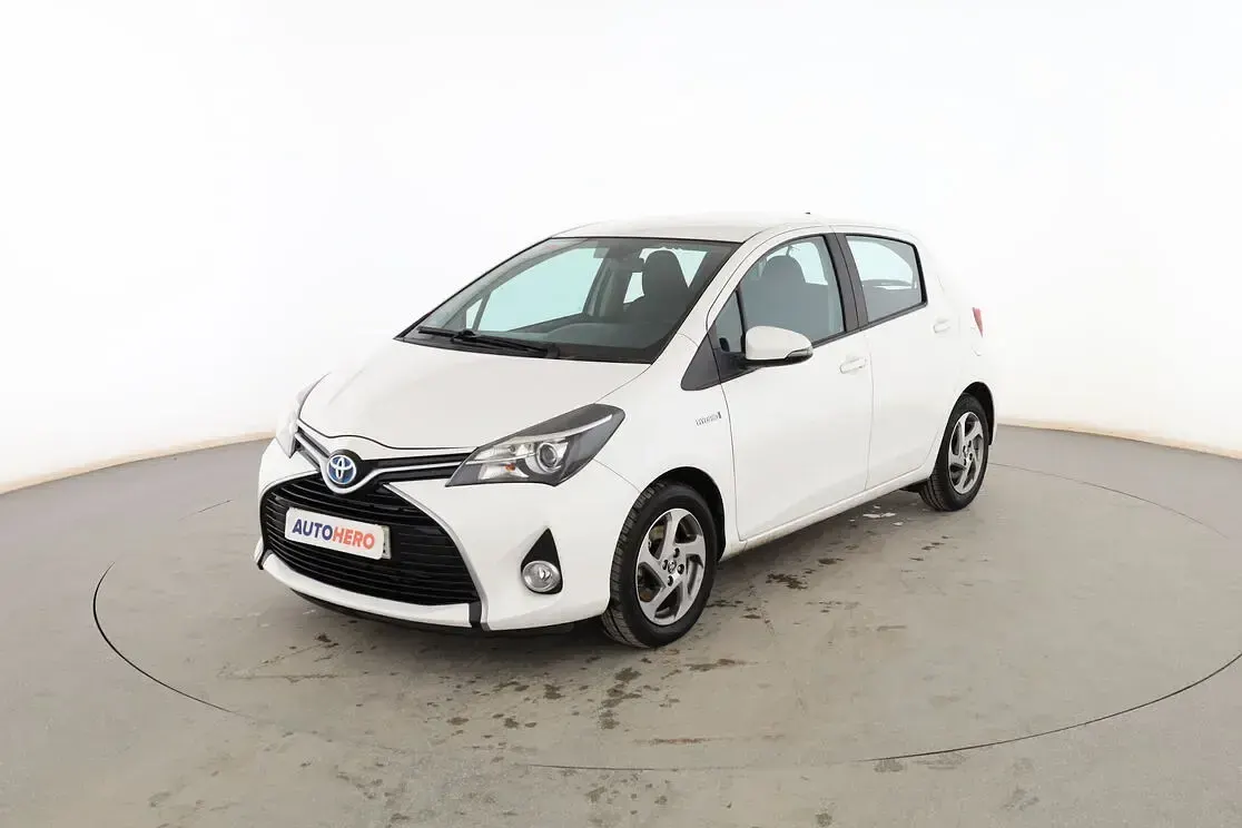 Usado Toyota Yaris Active 100 CV (73 kW) 2015 Utilitario