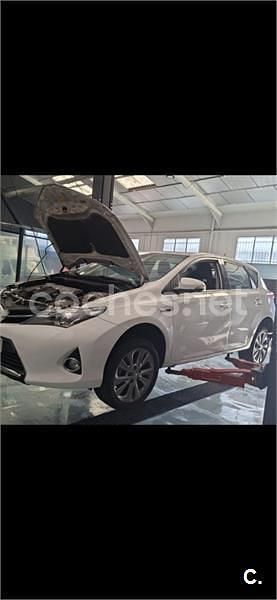 Blanco Usado 2014 Toyota Auris Hybrid Advance Berlina | 8600 € (Precio justo) - Imagen 1/4