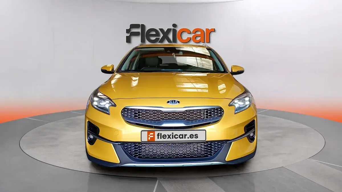 Usado Kia XCeed 120 CV (88 kW) 2021 Amarillo SUV