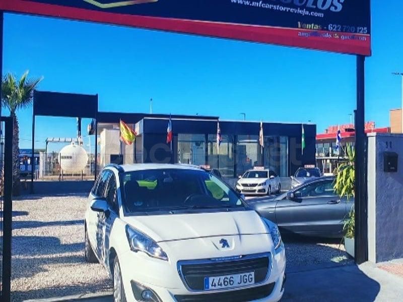 Blanco Usado 2015 Peugeot 5008 Style Monovolumen | 6999 € (Precio justo) - Imagen 1/4