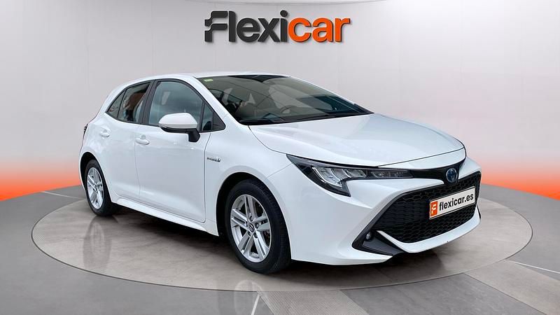 Używany Toyota Corolla Active 122 KM (89 kW) 2020 Biały Hatchback