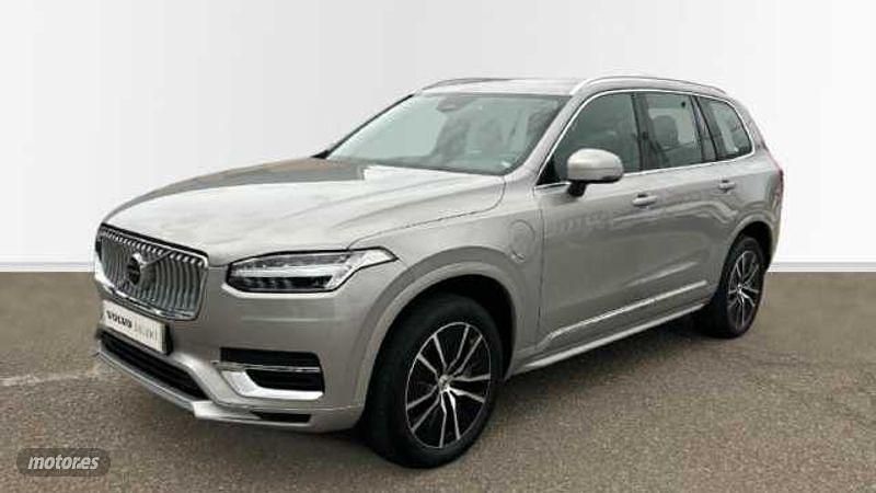Plateado Usado 2024 Volvo XC90 Core SUV | 59.500 € - Imagen 1/4