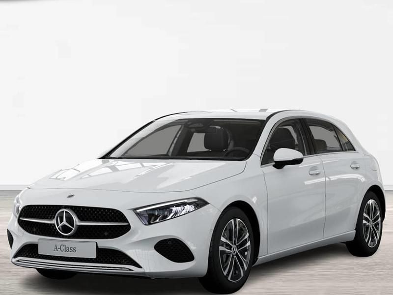 Blanco Nuevo 2025 Mercedes A200 Berlina | 35.900 € - Imagen 1/4